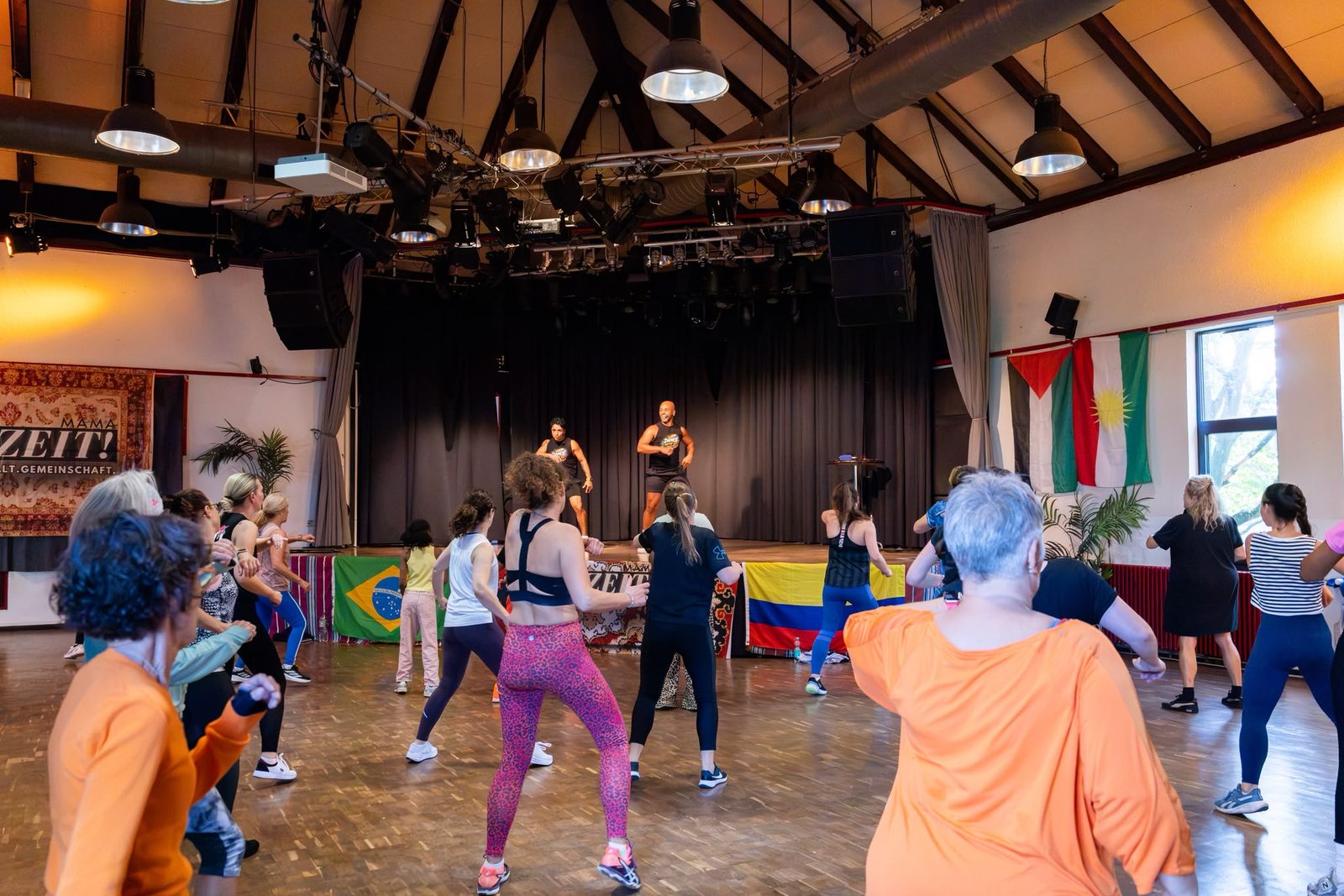Video: Auszeit! Fitness beim interkulturellen Tag im Bürgerzentrum Ehrenfeld
